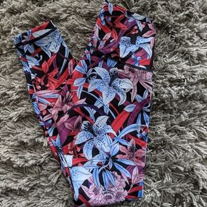 Lululemon Wunder Unders, High Rise 28"